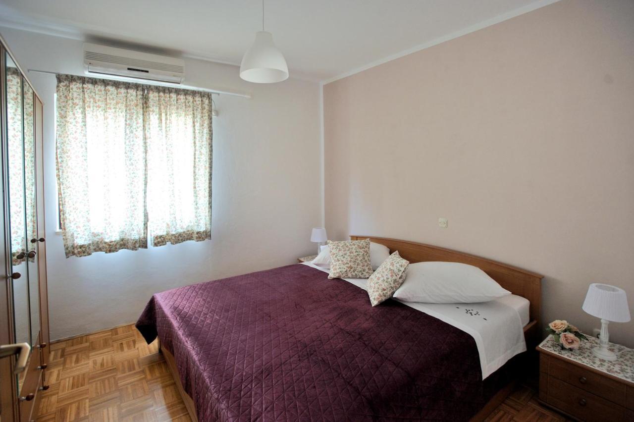 Apartment Vinja Porec - Privat Garden - Whirlpool 외부 사진