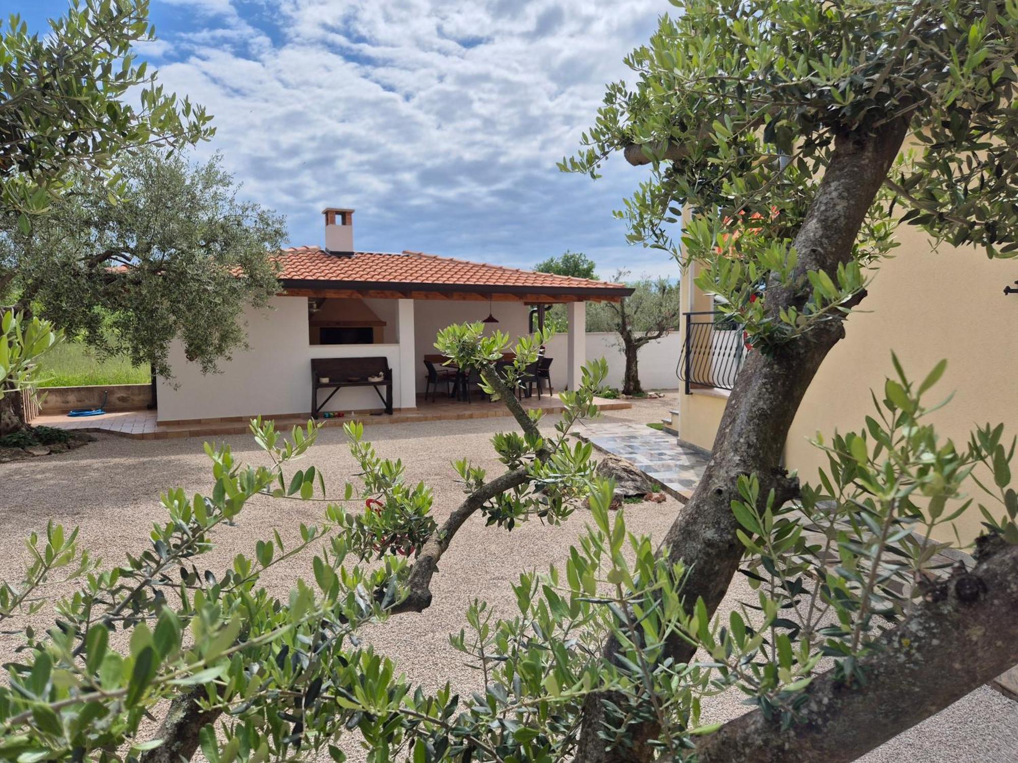Apartment Vinja Porec - Privat Garden - Whirlpool 외부 사진