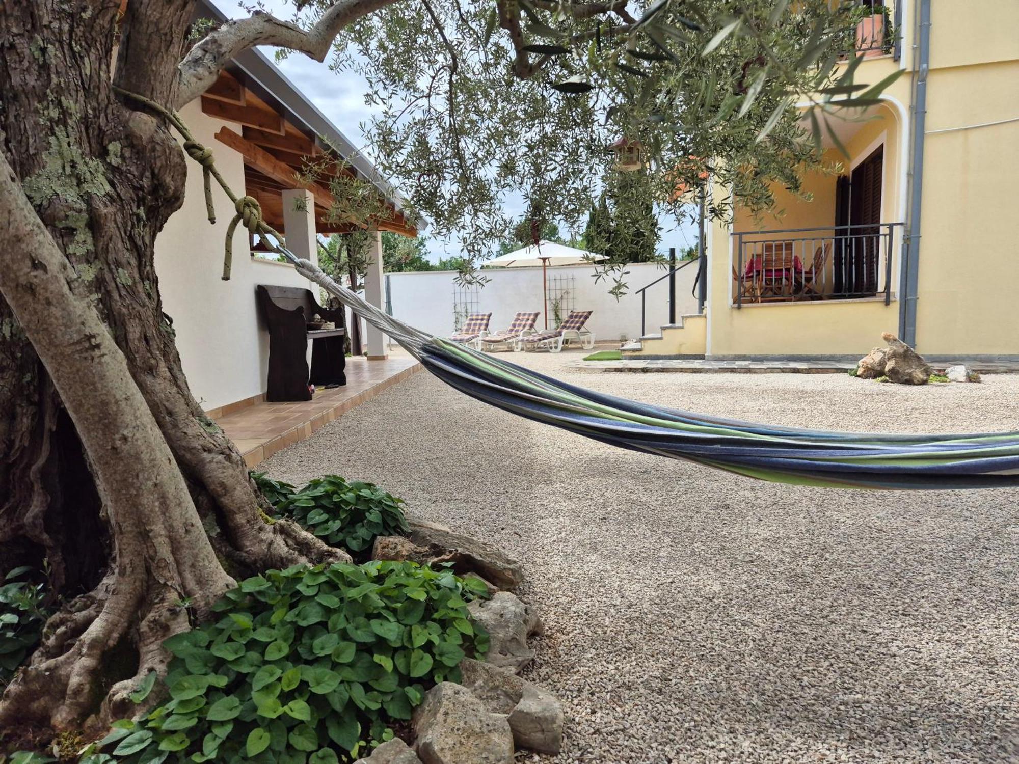 Apartment Vinja Porec - Privat Garden - Whirlpool 외부 사진