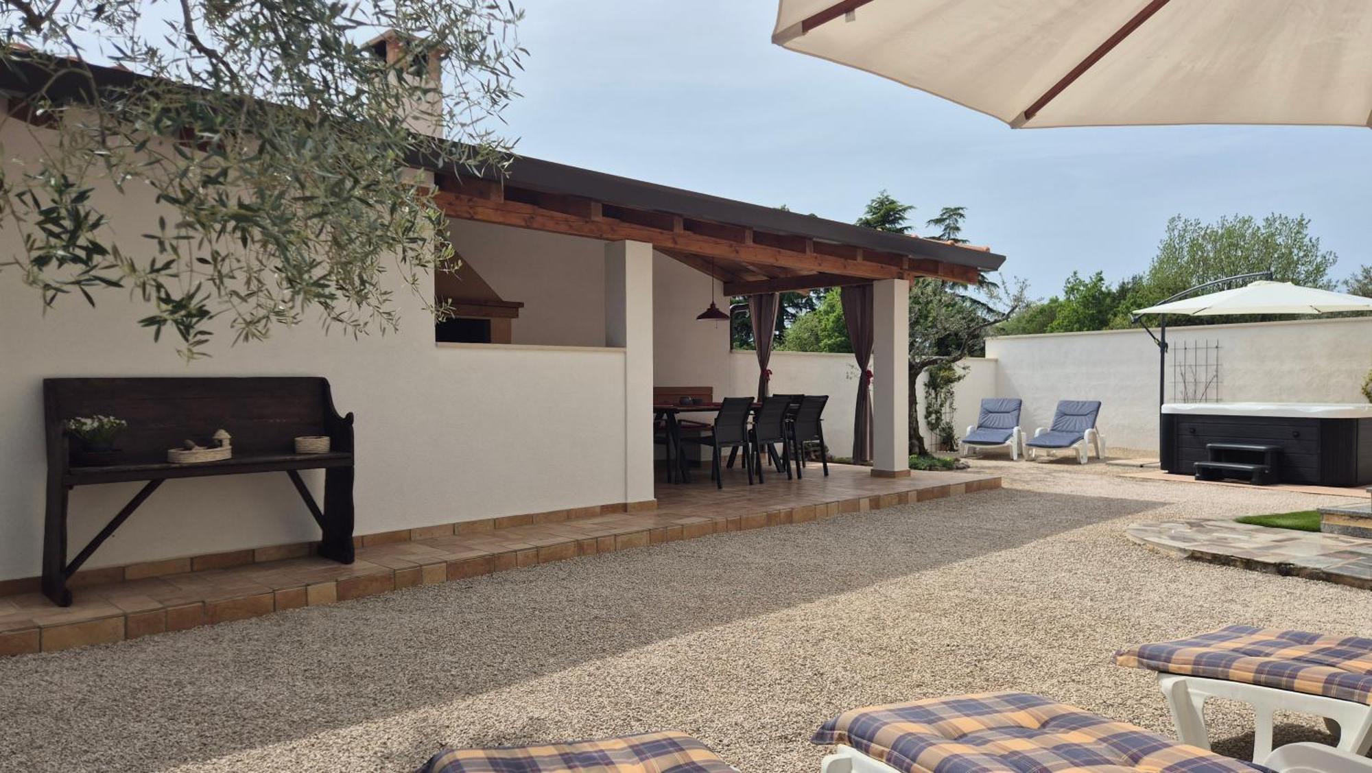 Apartment Vinja Porec - Privat Garden - Whirlpool 외부 사진
